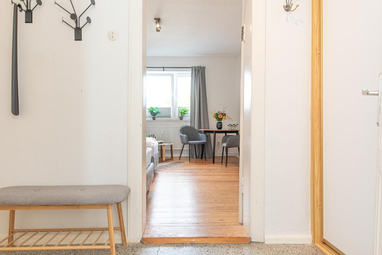 Fewo1846 - Kommood - Zentral Gelegenes Studio-Apartment Mit Balkon Im Hochparterre Фленсбург Екстер'єр фото